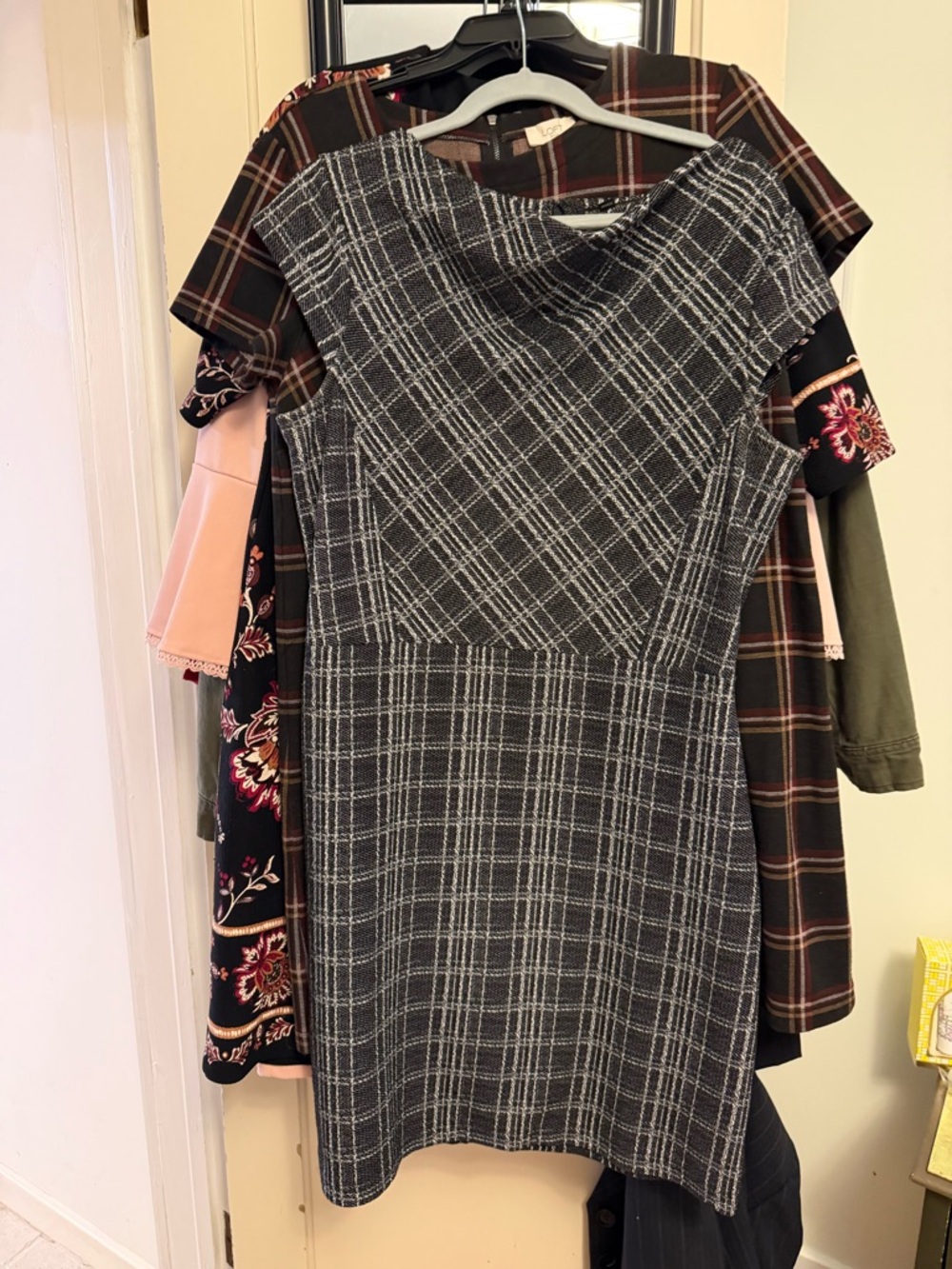 Banana Republic Gray Plaid Midi Sheath Dress